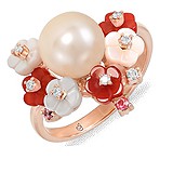 Женское золотое кольцо с бриллиантами, агатами, родолитом, топазом, жемчугом и перламутром