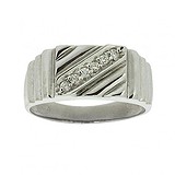 Мужское серебряное кольцо с бриллиантами