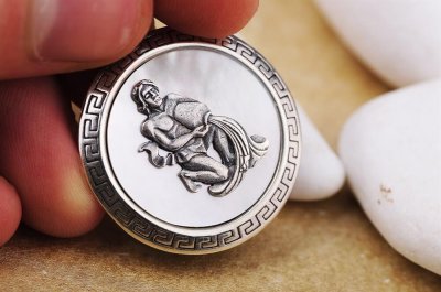chto-podarit-kazhdomu-znaku-zodiaka