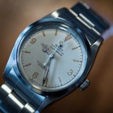 Rolex Explorer I с белым циферблатом будут проданы на Christie's