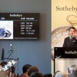 IWC продают на аукционе уникальные часы и строят школу в Камбодже