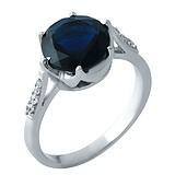 Женское серебряное кольцо с синт. сапфиром и куб. циркониями