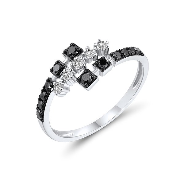 Женское золотое кольцо с бриллиантами