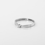 Золота каблучка з діамантом