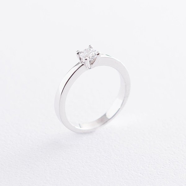 Золотое кольцо с Swarovski Zirconia