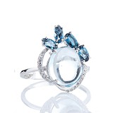 Женское серебряное кольцо с топазами куб. циркониями, 1718565