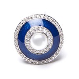 Женское серебряное кольцо с куб. циркониями, искусств. жемчугом и эмалью, 1311544