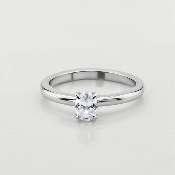 Золота каблучка з діамантом