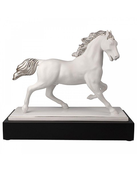 Goebel Статуэтка Studio 8 GOE-30800071