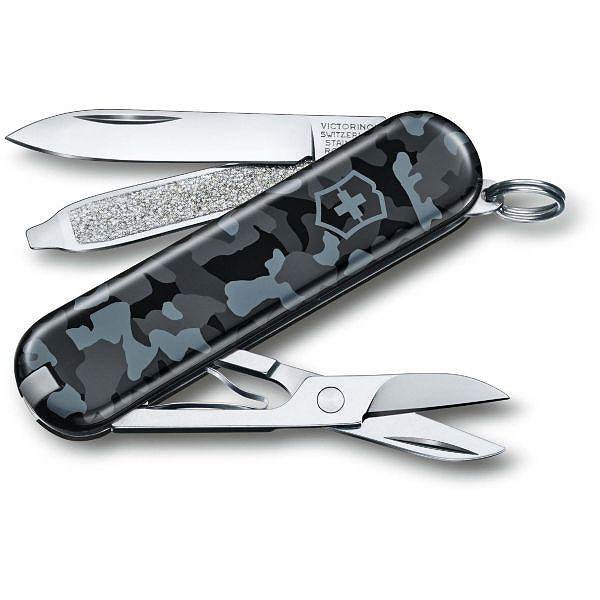 Victorinox Нож Classic SD Vx06223.942