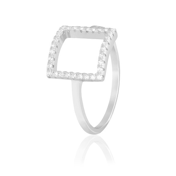 Женское серебряное кольцо с куб. циркониями