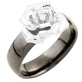 Женское серебряное кольцо с керамикой и куб. цирконием