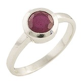 Купить Женское серебряное кольцо с рубином (1192436) стоимость 2066 грн., в каталоге Gold.ua
