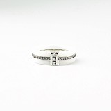 Серебряное кольцо с керамикой и куб. циркониями, 1789041