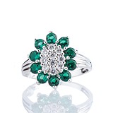 Женское серебряное кольцо с изумрудами и куб. циркониями, 247925