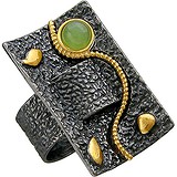 Женское серебряное кольцо с нефритом в позолоте, 1625730