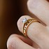 Золотое кольцо с куб. циркониями - фото 3