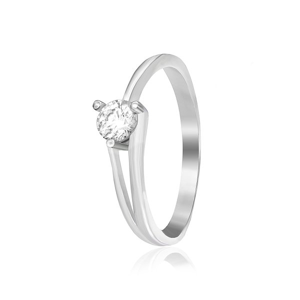 Серебряное кольцо с цирконием Swarovski Zirconia