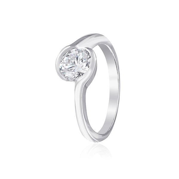 Серебряное кольцо с Swarovski Zirconia