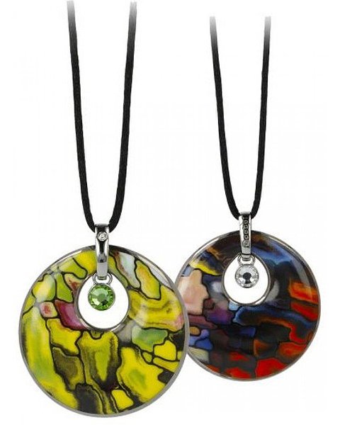 Goebel Кулон на шнурке с кристаллами Swarovski