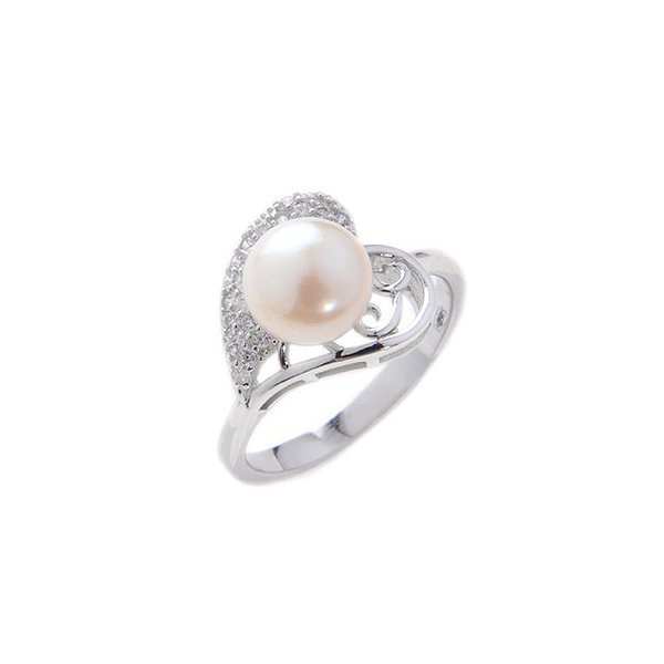 Женское серебряное кольцо с жемчугом и куб. циркониями