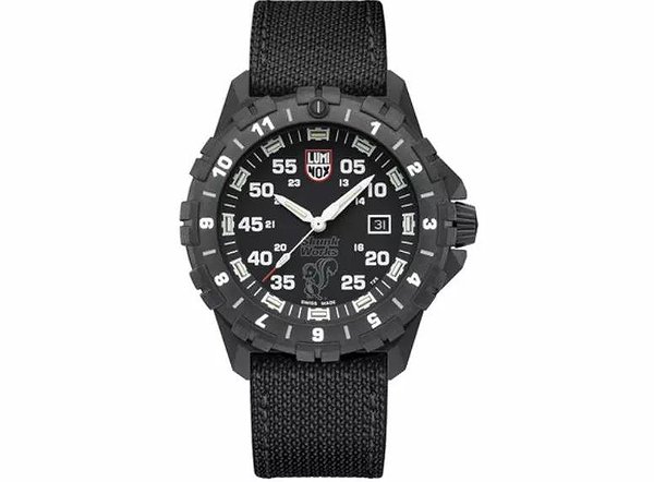 Luminox Чоловічий годинник XA.6442.H XA.6442.H