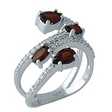 Заказать Женское серебряное кольцо с гранатами и куб. циркониями (1958629) стоимость 2254 грн., в интернет-магазине Gold.ua