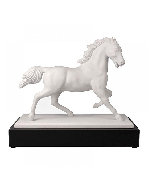 Goebel Статуэтка Studio 8 GOE-30800011