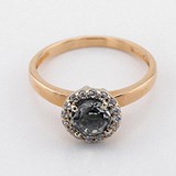 Женское золотое кольцо с топазом и куб. циркониями, 1766099