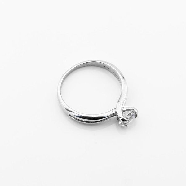 Серебряное кольцо с куб. цирконием DIA330287С – изображение 2