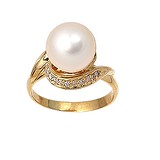 Женское золотое кольцо с бриллиантами и культив. жемчугом, 1547233