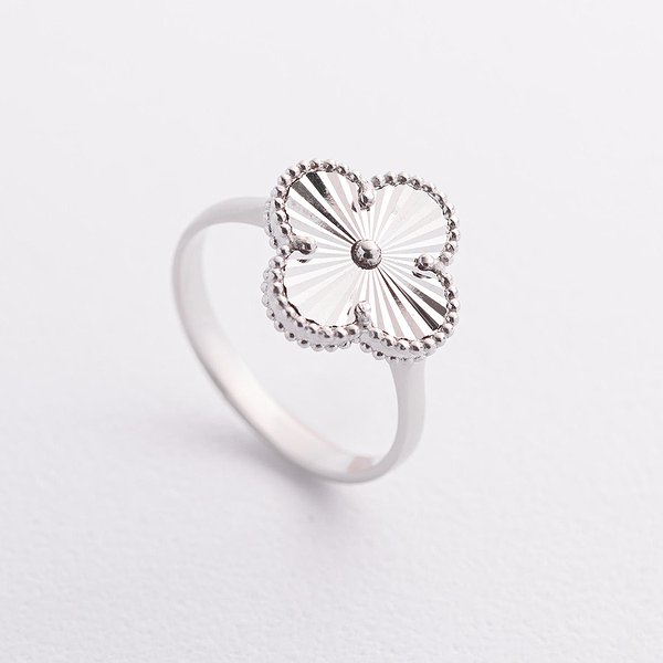 Женское серебряное кольцо