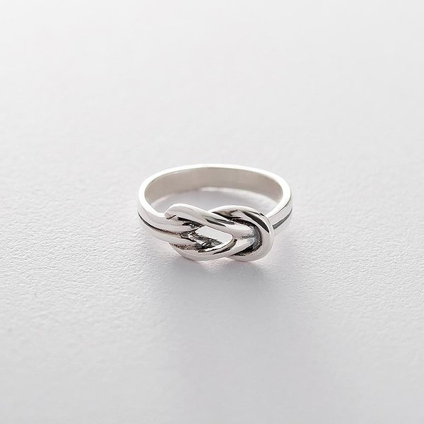Женское серебряное кольцо